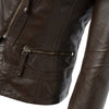 Kurz geschnittene, modische Biker-Jacke mit langem Kragen und schmaler Passform in Braun aus echtem Leder für Damen